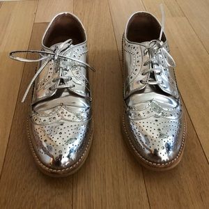 Silver metallic Jeffrey Campbell Brogues size 9